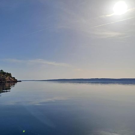 Apartment Galeb Lukovo Šugarje Exteriör bild