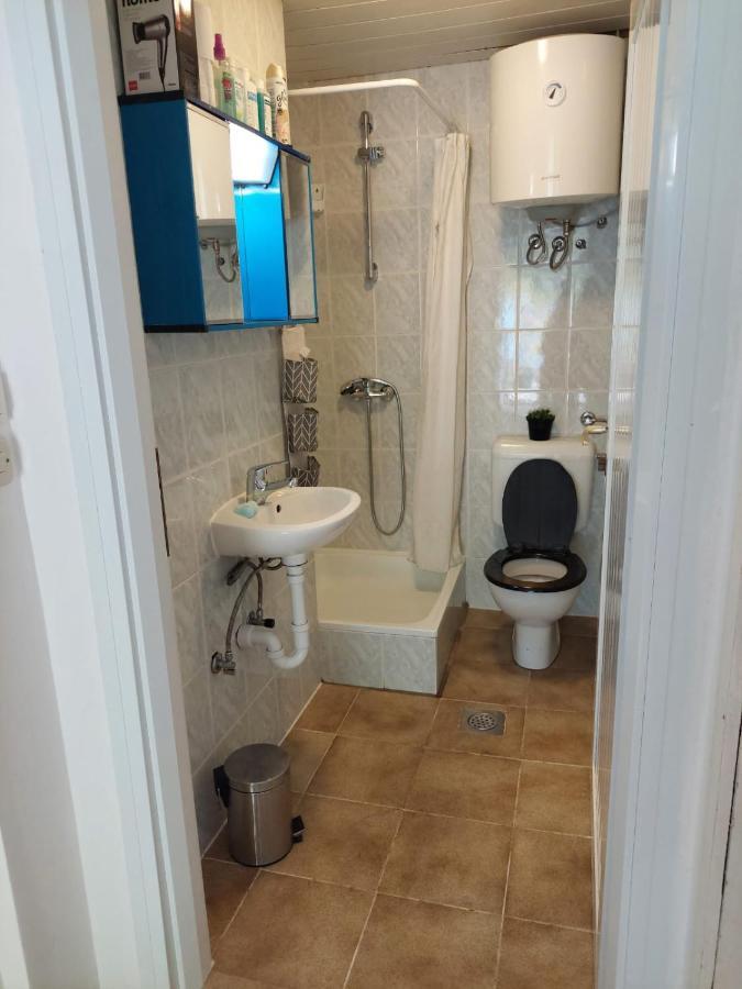 Apartment Galeb Lukovo Šugarje Exteriör bild